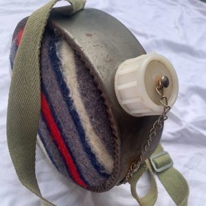 90’s Vintage Crossbody Canteen